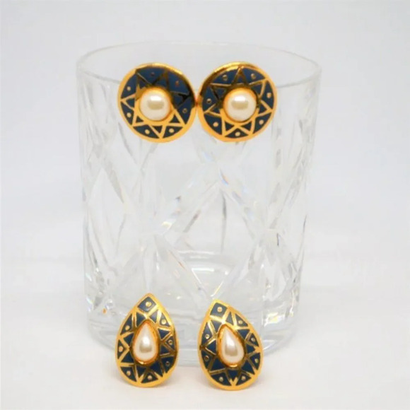 Art Deco Revival  Earrings | Geometric Earring Set by Duri - Picture 1 of 10